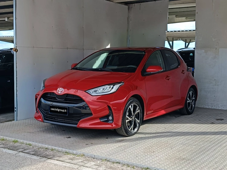 1 - Toyota Yaris TOYOTA Yaris 1.5 Hybrid 5 porte Trend