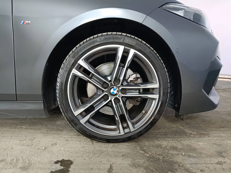 16 - BMW Serie 2 218d Gran Coupe Msport auto