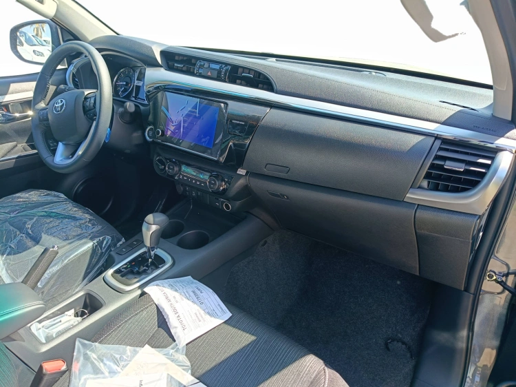 10 - Toyota Professional Hilux HILUX 2.4D A DC 4WD EXE MY24