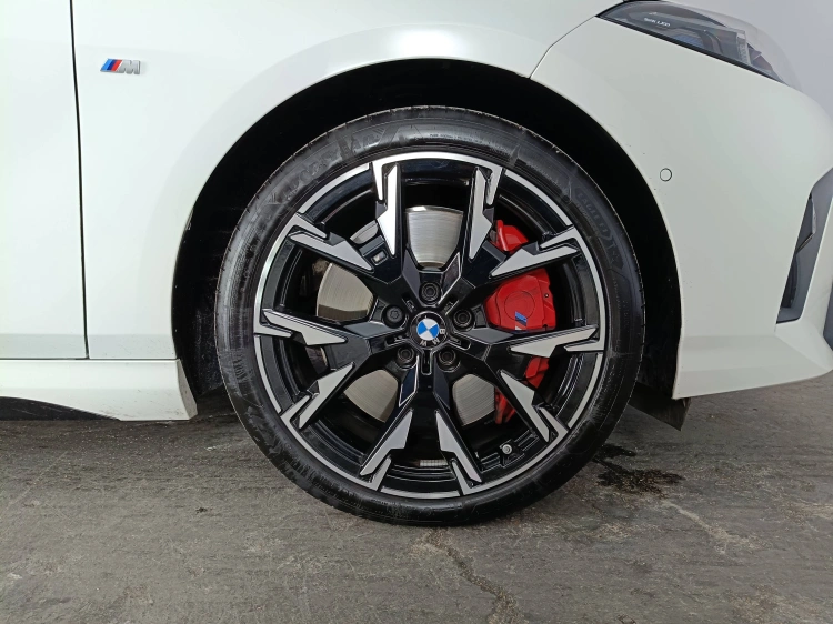 15 - BMW Serie 1 118d MSport Pro auto