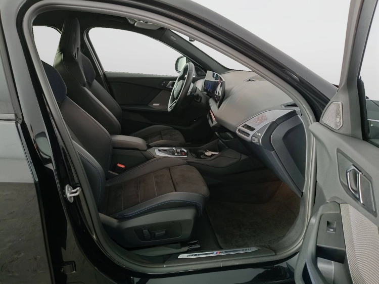 11 - BMW Serie 1 120d 48V MSport auto