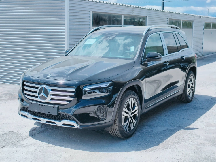 1 - Mercedes-Benz GLB 200 d Automatic 4MATIC
