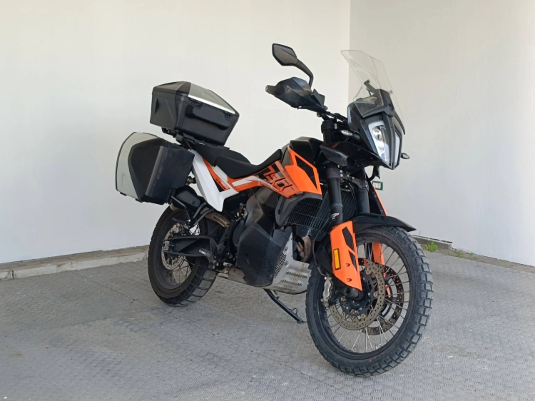 2 - Ktm Adventure 790 Adventure