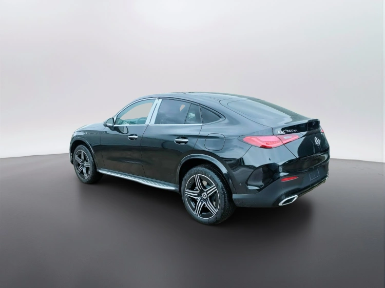 4 - Mercedes-Benz GLC 300 de 4Matic Plug-in Hybrid Coupe