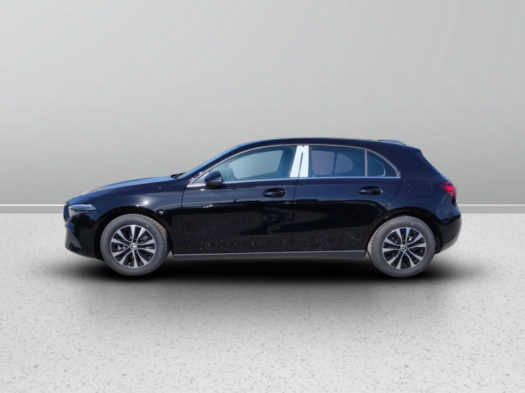 3 - Mercedes-Benz Classe A 180 d Automatic