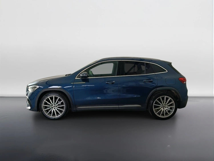 6 - Mercedes-Benz GLA 200 d Premium auto