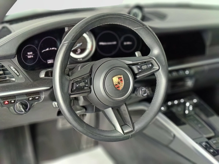 17 - Porsche 911 911 Cabrio 3.0 Carrera 4S auto