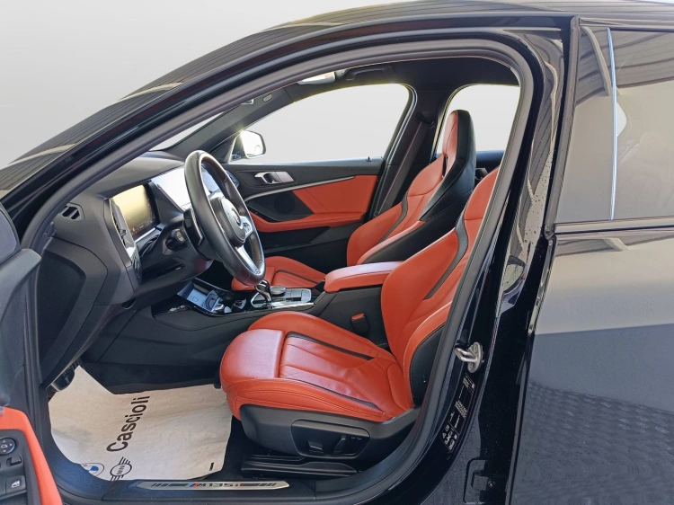 8 - BMW Serie 1 M 135i xdrive auto