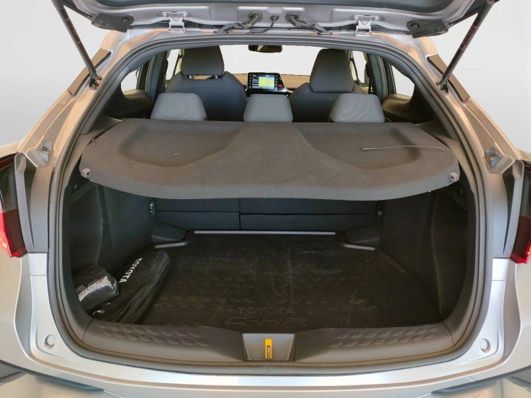 9 - Toyota C-HR C-HR 1.8h Business e-cvt