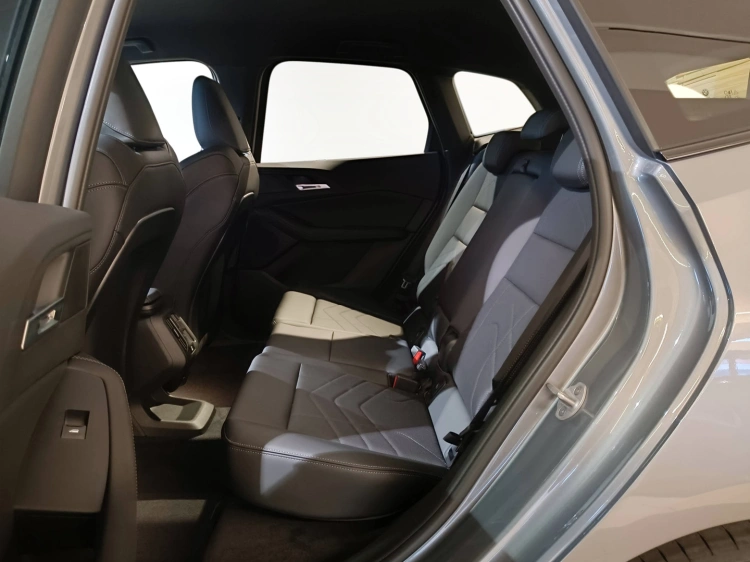 6 - BMW Serie 2 BMW 216i Active Tourer