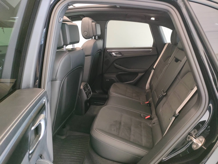 13 - Porsche Macan Macan 2.9 GTS 440cv pdk