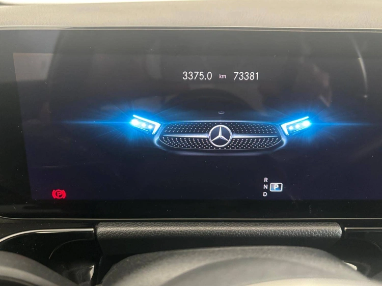 15 - Mercedes-Benz Classe B 180 Sport Plus auto