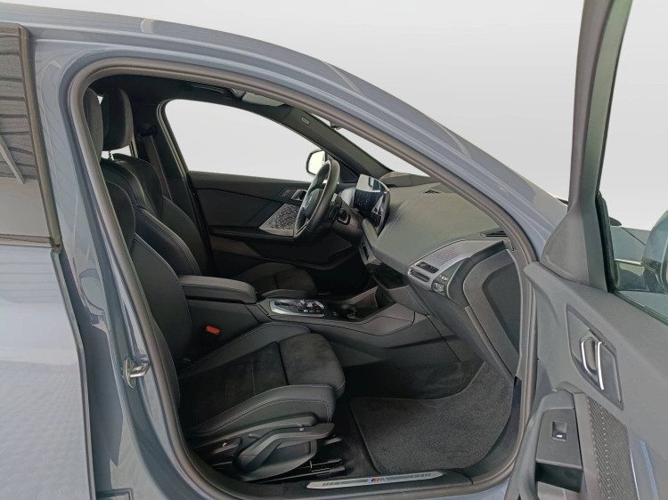11 - BMW Serie 1 118d MSport Pro auto