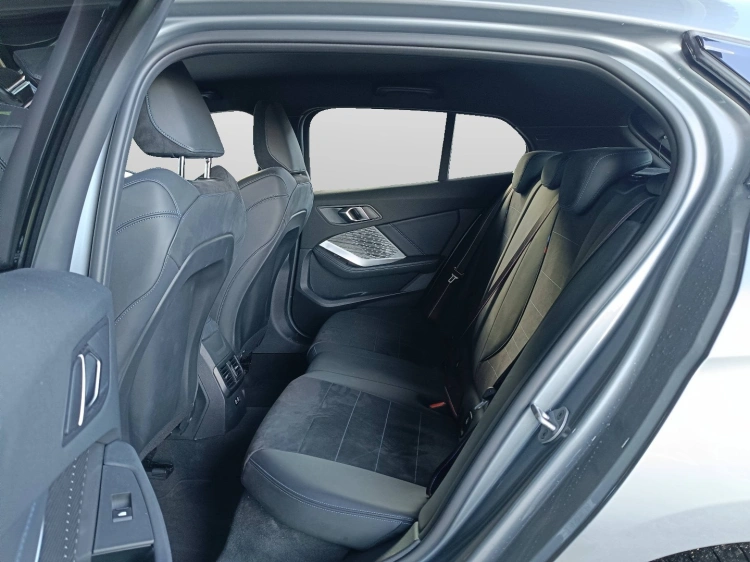 9 - BMW Serie 1 118d MSport Pro auto