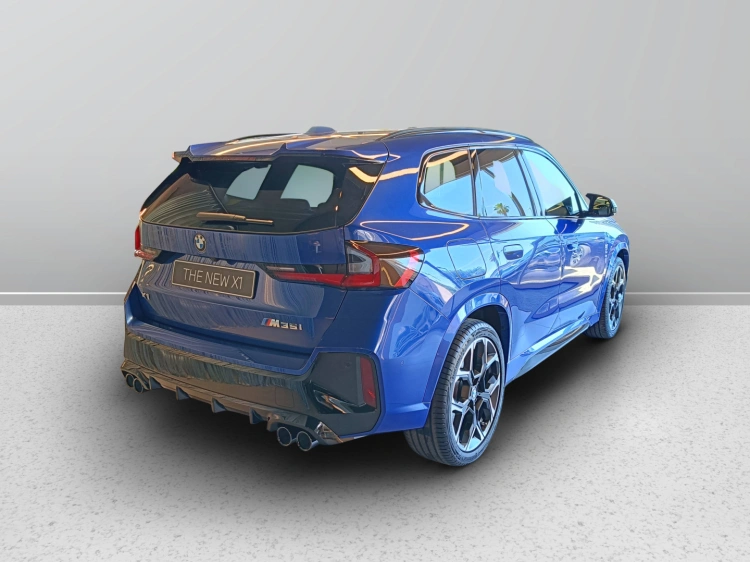 4 - BMW X1 M BMW X1 M35i xDrive