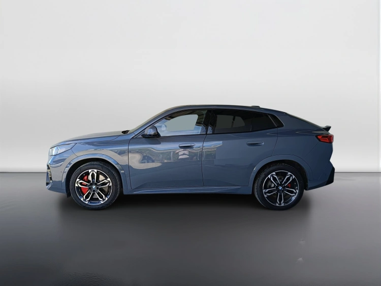 6 - BMW iX2 iX2 edrive 20 MSport Pro