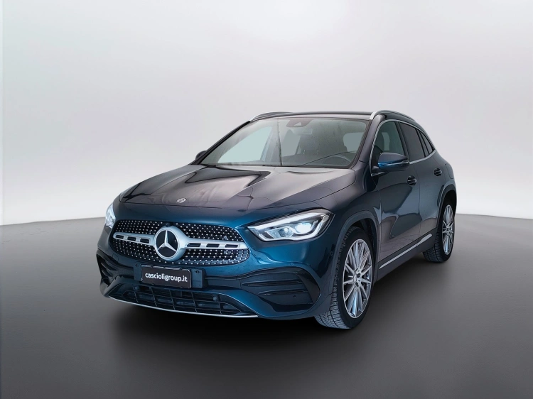 1 - Mercedes-Benz GLA 200 d Premium auto