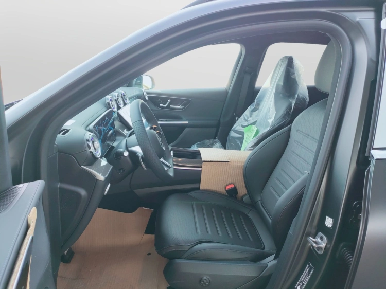 10 - Mercedes-Benz GLC 300 d 4MATIC