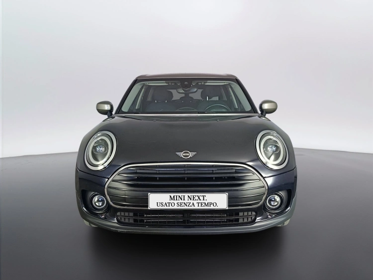 2 - MINI Cooper Mini Clubman 2.0 Cooper D Essential auto
