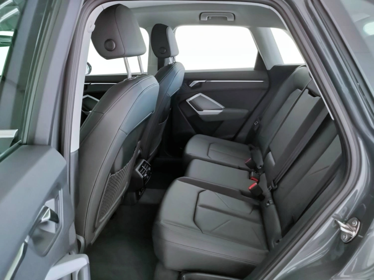 10 - Audi Q3 Q3 35 2.0 tdi Business Advanced quattro s-tronic