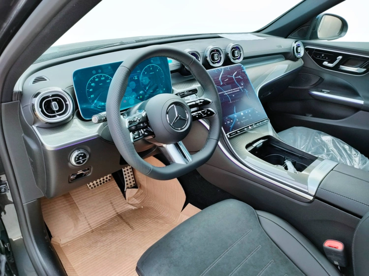 9 - Mercedes-Benz Classe C 220 d 4MATIC Station Wagon