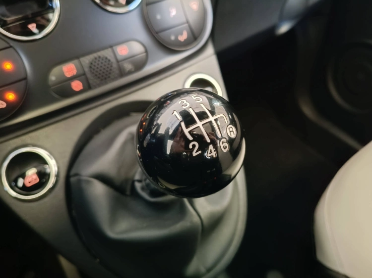 14 - Fiat 500 500 1.0 hybrid Dolcevita 70cv