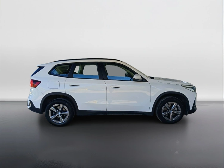 3 - BMW X1 X1 sdrive18d X-Line auto