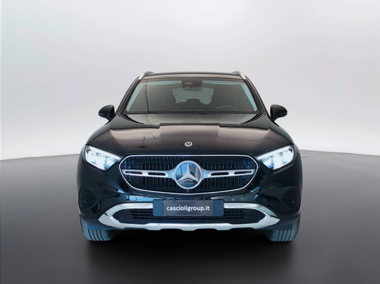 2 - Mercedes-Benz GLC 200 d Advanced 4matic auto