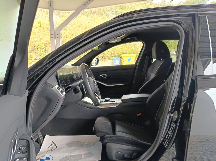 8 - BMW Serie 3 320d Touring mhev 48V Msport xdrive auto