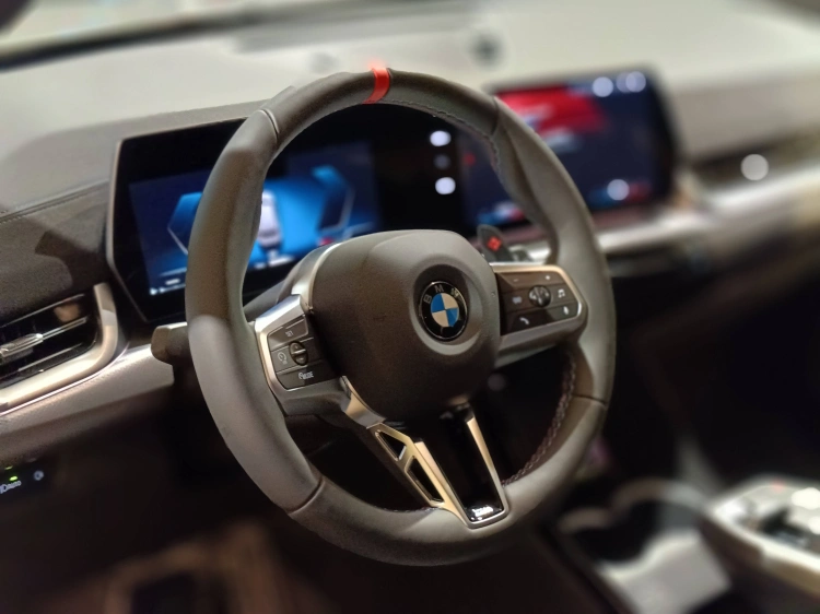 13 - BMW X1 M BMW X1 M35i xDrive