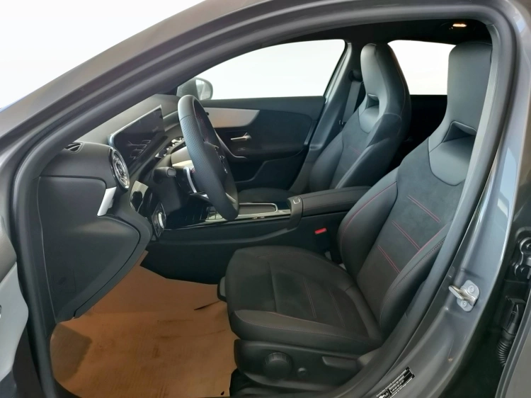 6 - Mercedes-Benz Classe A 200 d Automatic