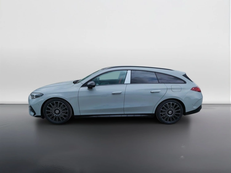 3 - Mercedes-Benz CLA 220 4MATIC Shooting Brake