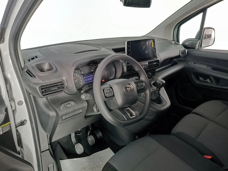 7 - Toyota Professional Proace City Proace City 1.5D 100cv S&S L2 D 10q Comfort