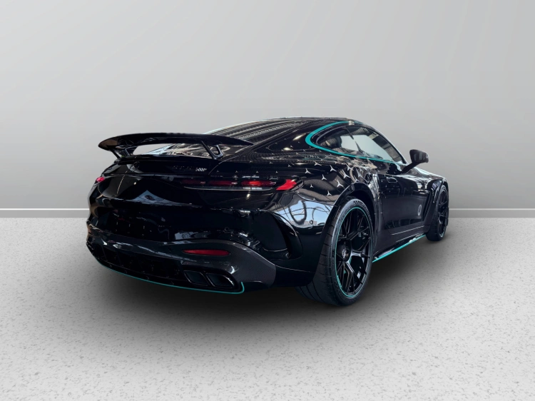 17 - Mercedes AMG GT Coupé Mercedes-AMG GT 63 PRO 4MATIC+ Motorsport Collectors Edition