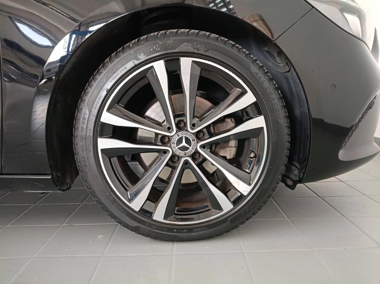 23 - Mercedes-Benz Classe B 180 d Sport Plus auto