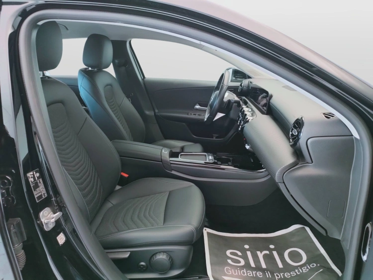 13 - Mercedes-Benz Classe A 180 d Advanced auto
