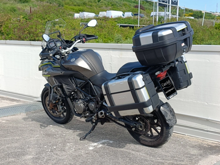 6 - Benelli TRK Trk 502 abs E4