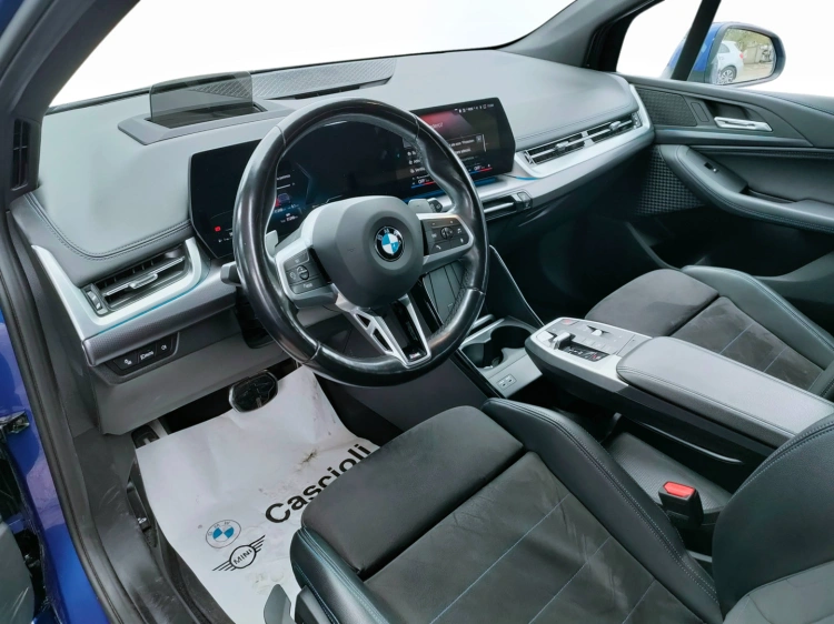 11 - BMW Serie 2 220i Active Tourer mhev 48V Msport auto