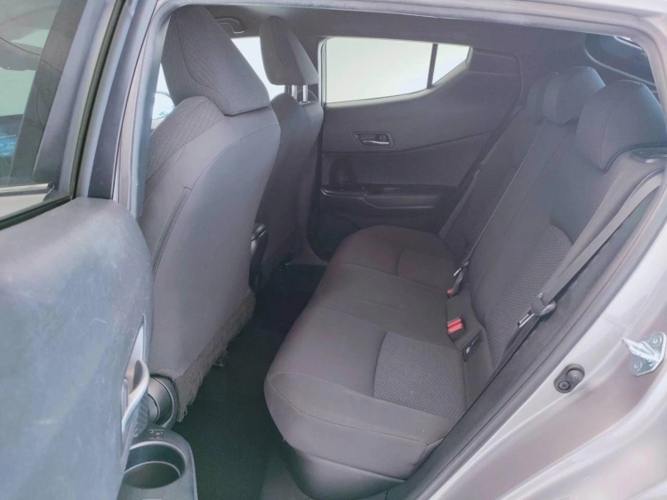 9 - Toyota C-HR C-HR 1.8h Trend 2wd e-cvt