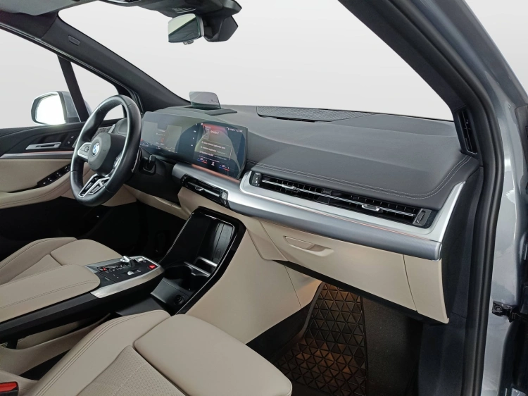 10 - BMW Serie 2 218d Active Tourer Luxury auto
