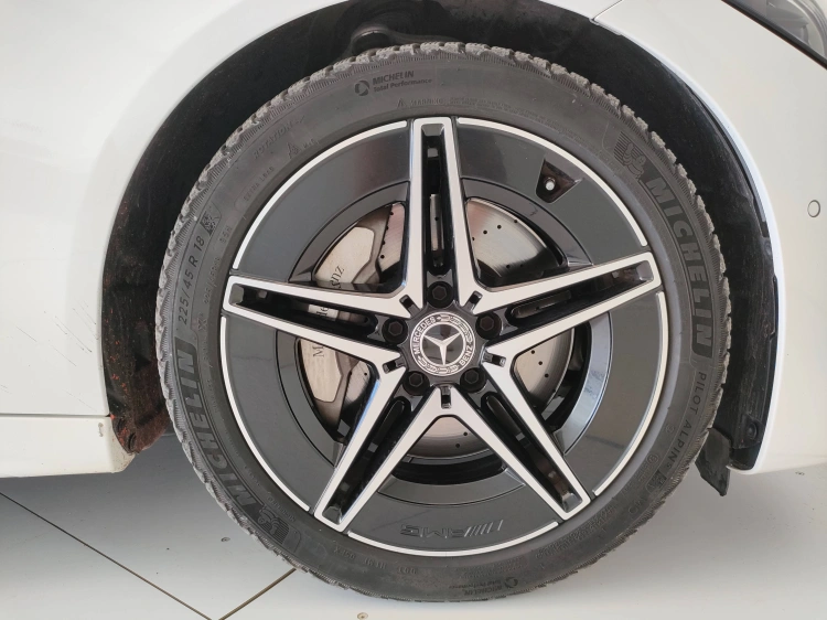 8 - Mercedes-Benz Classe C SW 220 d mhev Premium 4matic auto