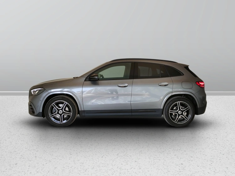 3 - Mercedes-Benz GLA 200 d AMG Line Advanced Plus 4matic auto