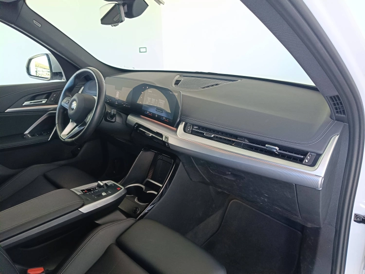 10 - BMW X1 X1 sdrive18d X-Line Edition Essence auto