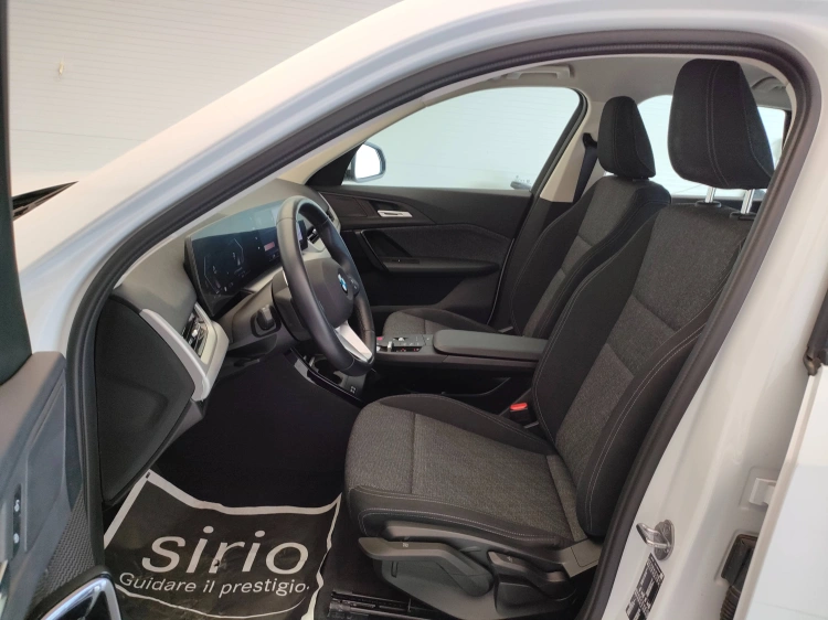 13 - BMW X1 X1 sdrive18d auto