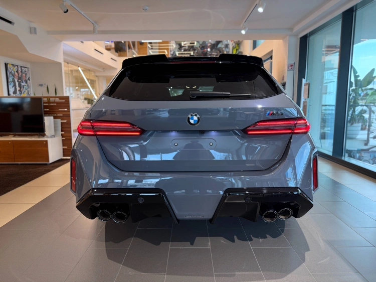 13 - BMW M M5 M5 Touring