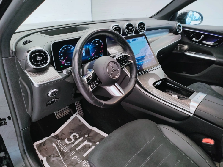 15 - Mercedes-Benz GLC 220 d AMG Line Premium Plus 4matic auto
