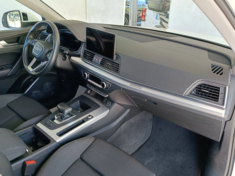 10 - Audi Q5 Audi Q5  40 2.0 tdi mhev 12v business advanced quattro s-tro
