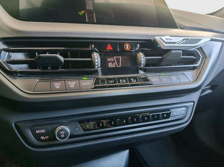 16 - BMW Serie 1 118d Msport auto