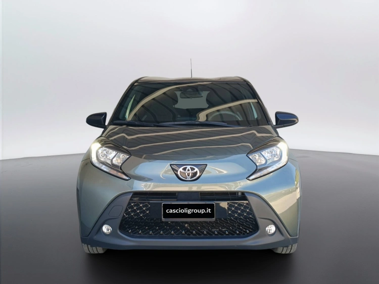 2 - Toyota Aygo X Aygo X 1.0 Trend 72cv