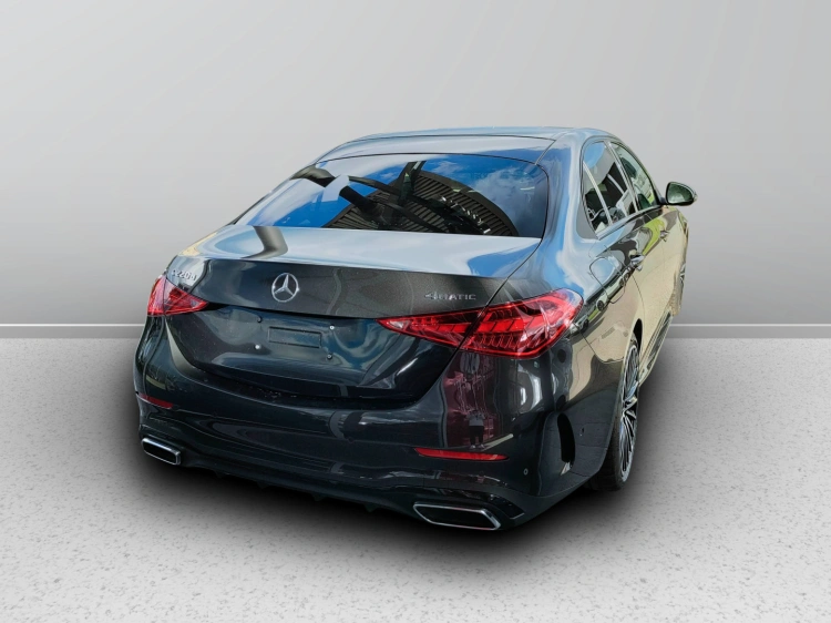 3 - Mercedes-Benz Classe C 220 d 4MATIC